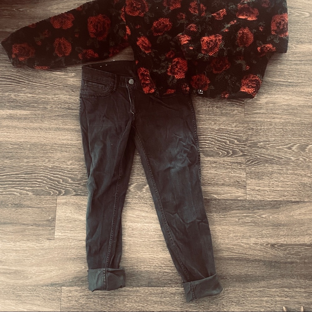 BCBG-eneration faded black straight leg jeans 27